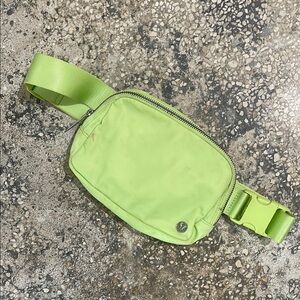 Lulu lemon Fanny pack